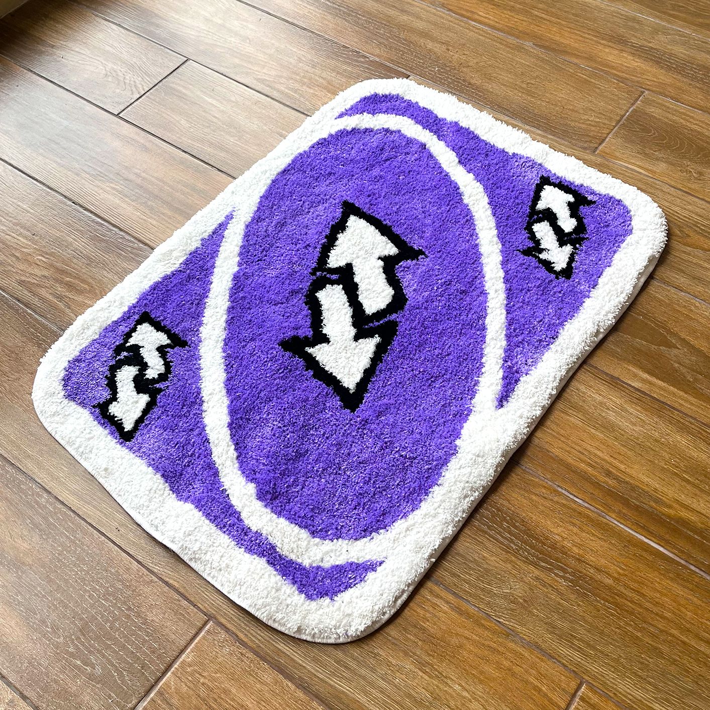 UNO Reverse Card Rug - Handmade Tufted Rug